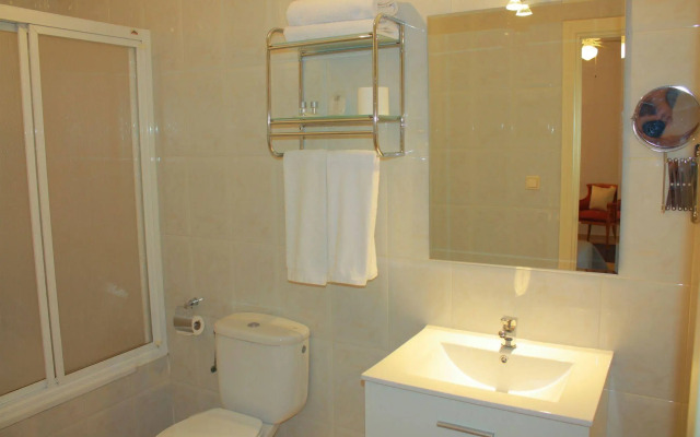 Hotel Toril