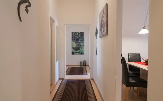 2 Bedroom Home near Prague Castle