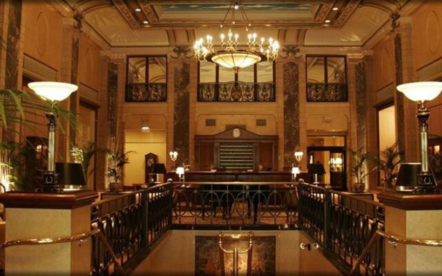 The Belden Stratford