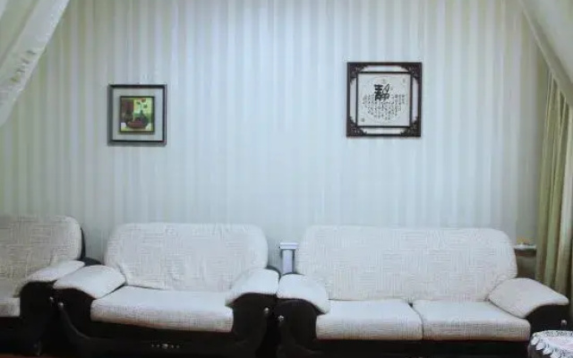 Homeinn Ease Hotel (Bayannur Linhe High-Speed Railway Station)