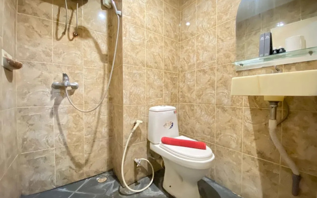 Cozy Studio At Emerald Towers Apartment