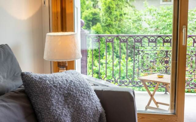 Vallet T4 Luxury Hyper Center