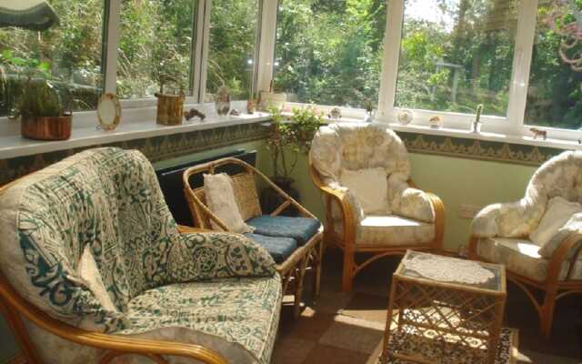 Plas Llangaffo Farmhouse