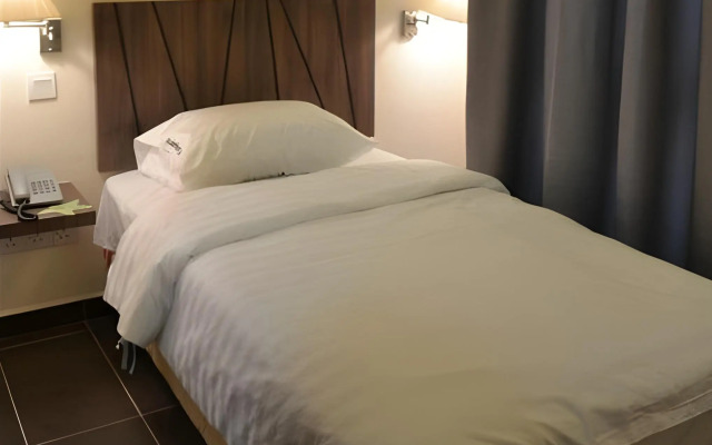 9 Square Hotel - Kota Damansara