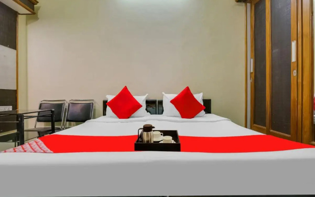 OYO Flagship 70112 Corner Guest House