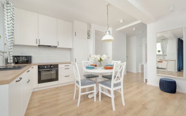 Apartment by Park in Wroclaw by Renters