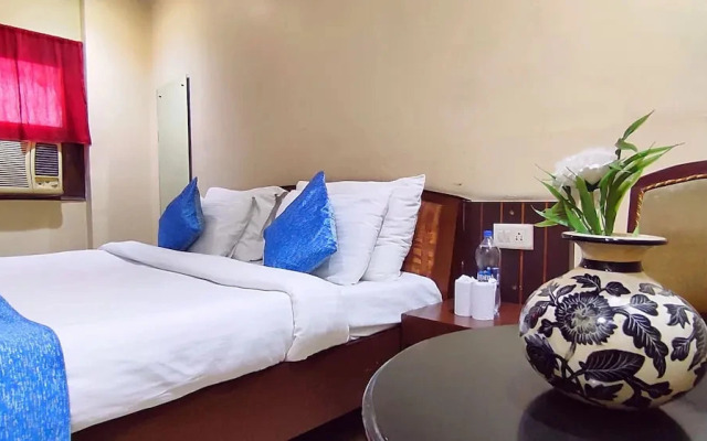 Park Square Hotel And Banquet