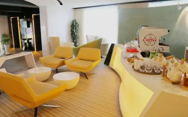 Manting light Hotels Qingdao Chengyang District Government