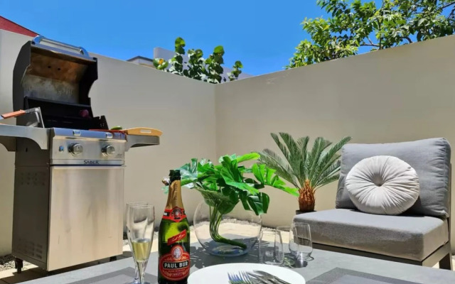 Luxury townhouse with pool in PALM BEACH