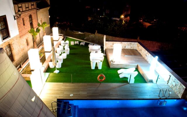 Costa Esmeralda Suites