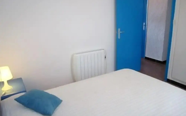 Apartment With sea Views in Llan?? - 1052