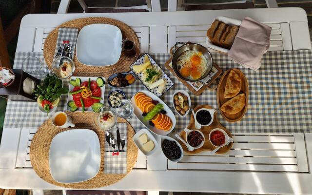 Portalimo Lodge Hotel - Adult Only +12