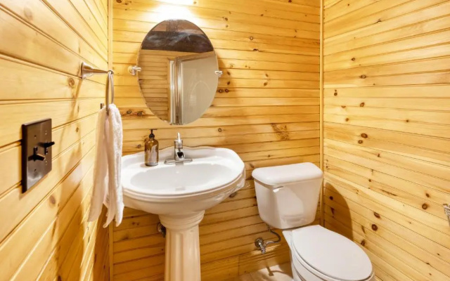 Leyland by Avantstay Cabin Mansion w/ Views