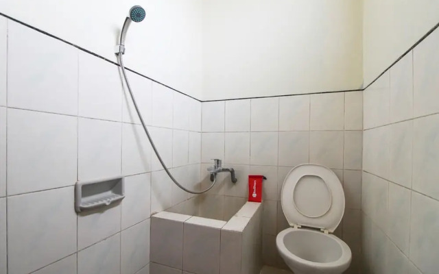 RedDoorz near Sarangan Lake