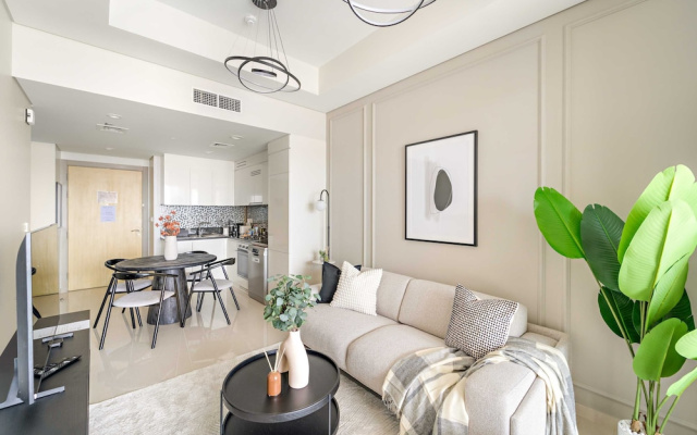 Silkhaus Stylish 2bdr in Aykon Tower