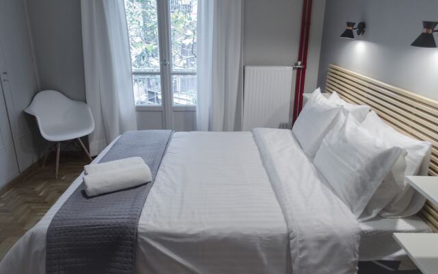 Centrally Located Flat with 1 Bedroom