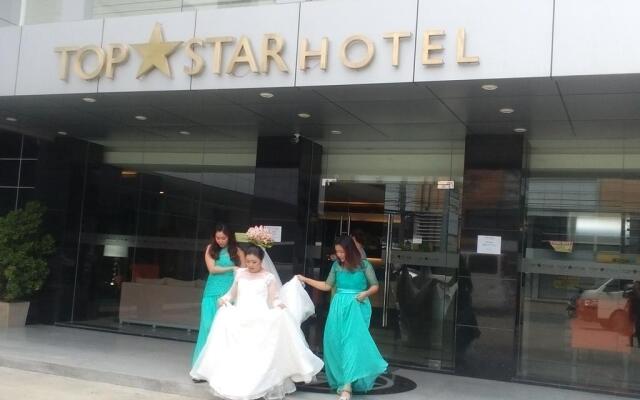 Top Star Hotel