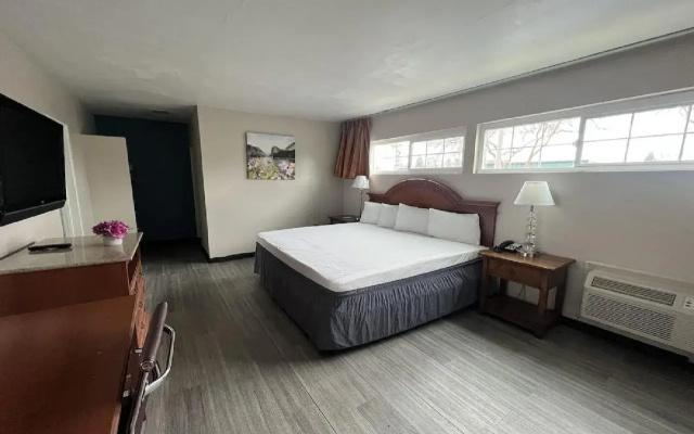 Days Inn by Wyndham Chico