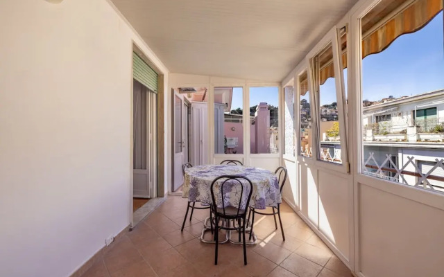 Sea View Central Apartment