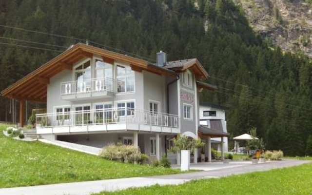 Ferienwohnung Höllrigl