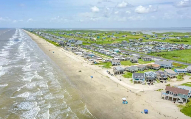 Catch a Wave to Paradise