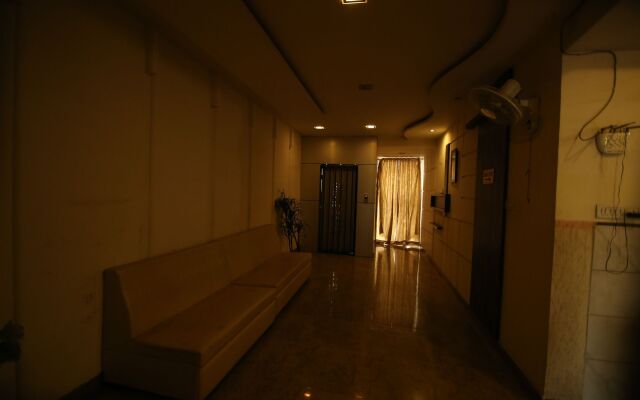 OYO 4127 Hotel City Pulse