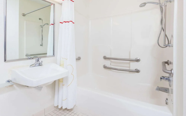 Hawthorn Suites by Wyndham Chicago Schaumburg
