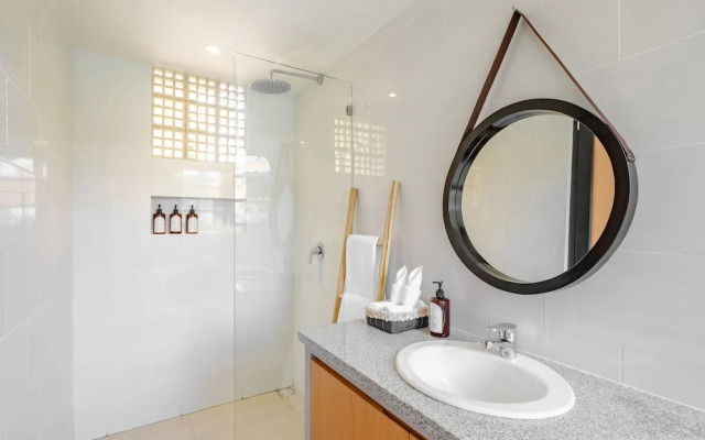 Villa Concasa in Canggu - 2 min to Atlas/finns