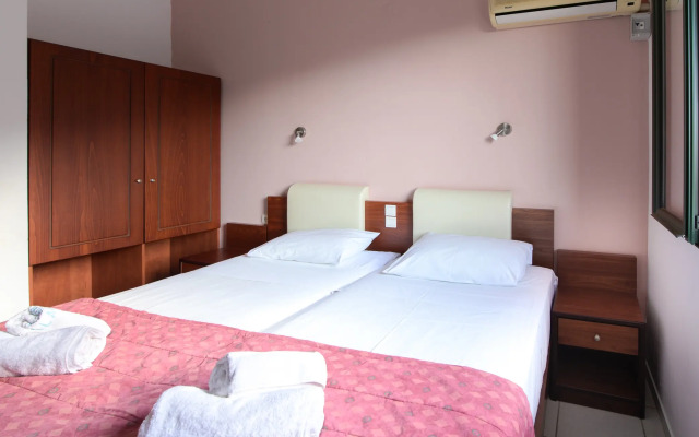 Ariadni Palace Apartments