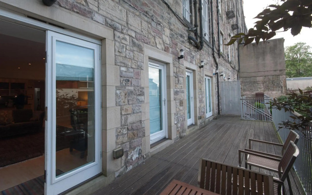 The York Place Residence