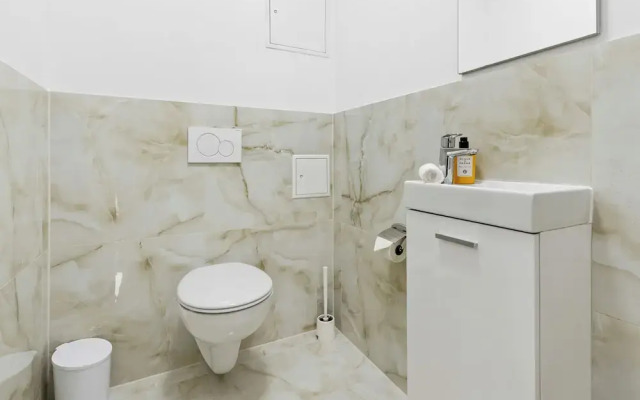SKY9 Apartments - Homes & Villas