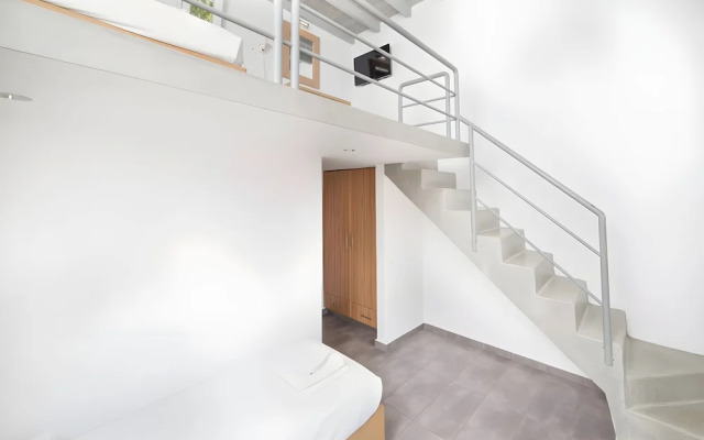 Far Out Beach Resort & Camping