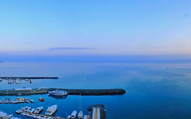 HR Hotel & Spa