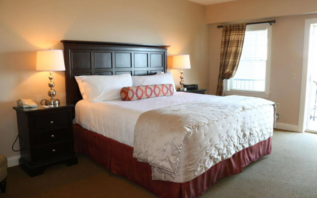 Union Bluff Hotel & Meeting House