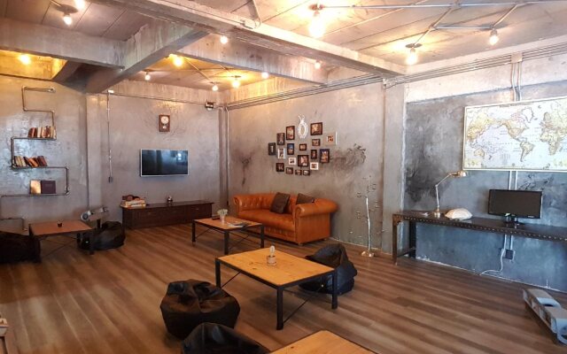 Pulley Hostel Hua Hin