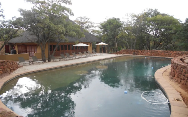 Izapa Bush And Game Lodge