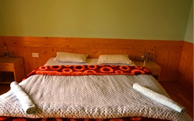 Kushu Guest House – Guest Rooms – Leh