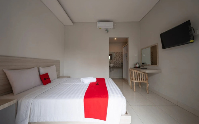 RedDoorz Plus @ Yasa’s Living Denpasa
