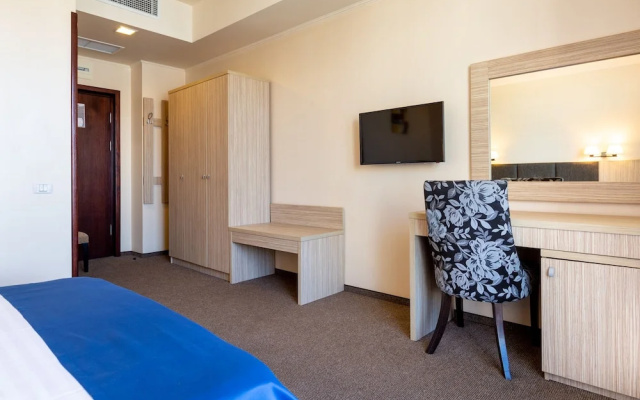 Hotel Bueno