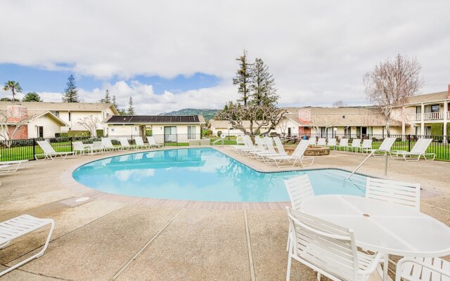 1-Bedroom Condo Near Trails