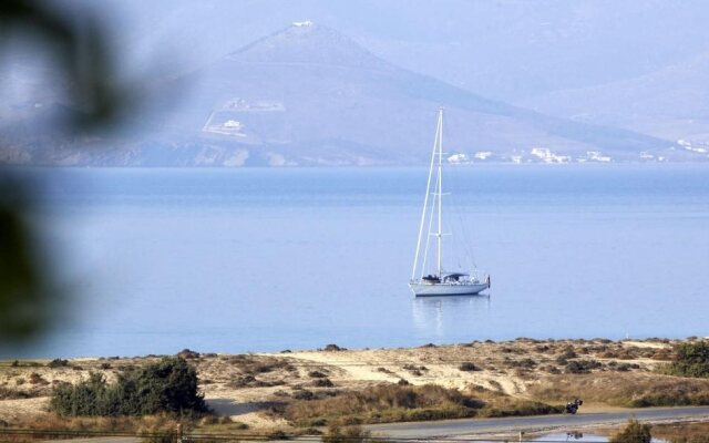 Mitos Suites Luxury Hotel In Naxos