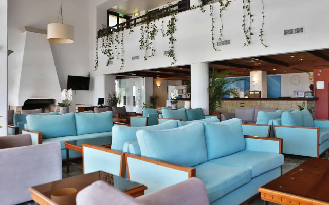 Paphos Gardens Hotel And Apartments