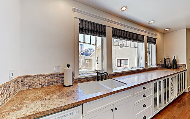 New Listing! All-Suite Home Near State Street Home