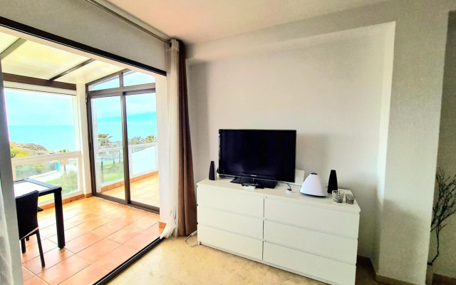 SunRise Sea Views Eco Apartment With Swimming Pool