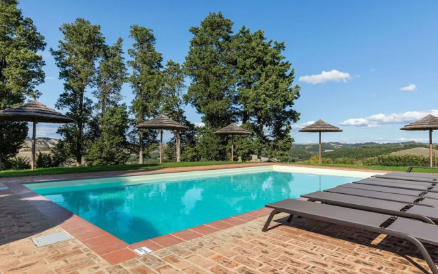 360 Degree View Over the Tuscan Hills