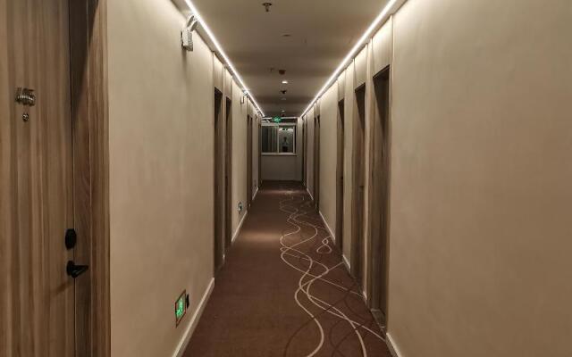 Hanting Hotel Ji'an Jinggangshan Avenue