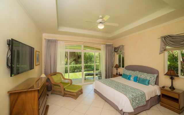 Colina 9E 2 bdr Garden View in Los Suenos