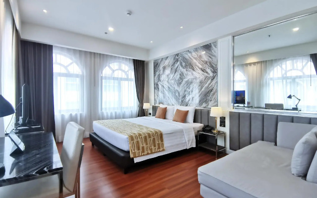 Отель The Bless Hotel and Residence