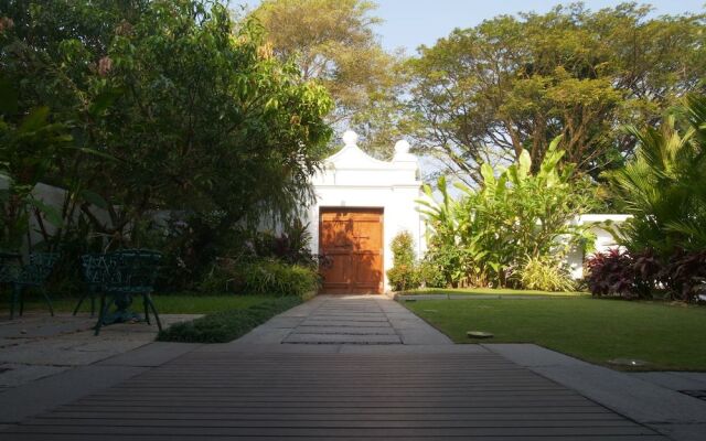 Le Colonial 1506