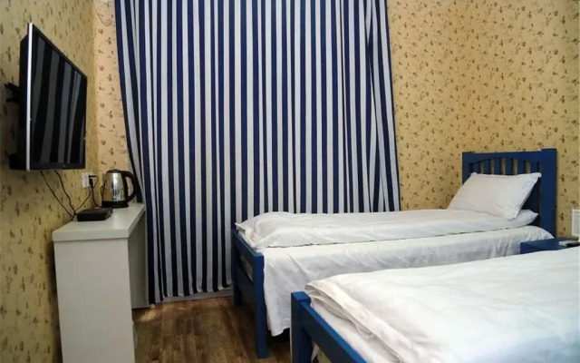 Dalian Warm Seaside Hostel